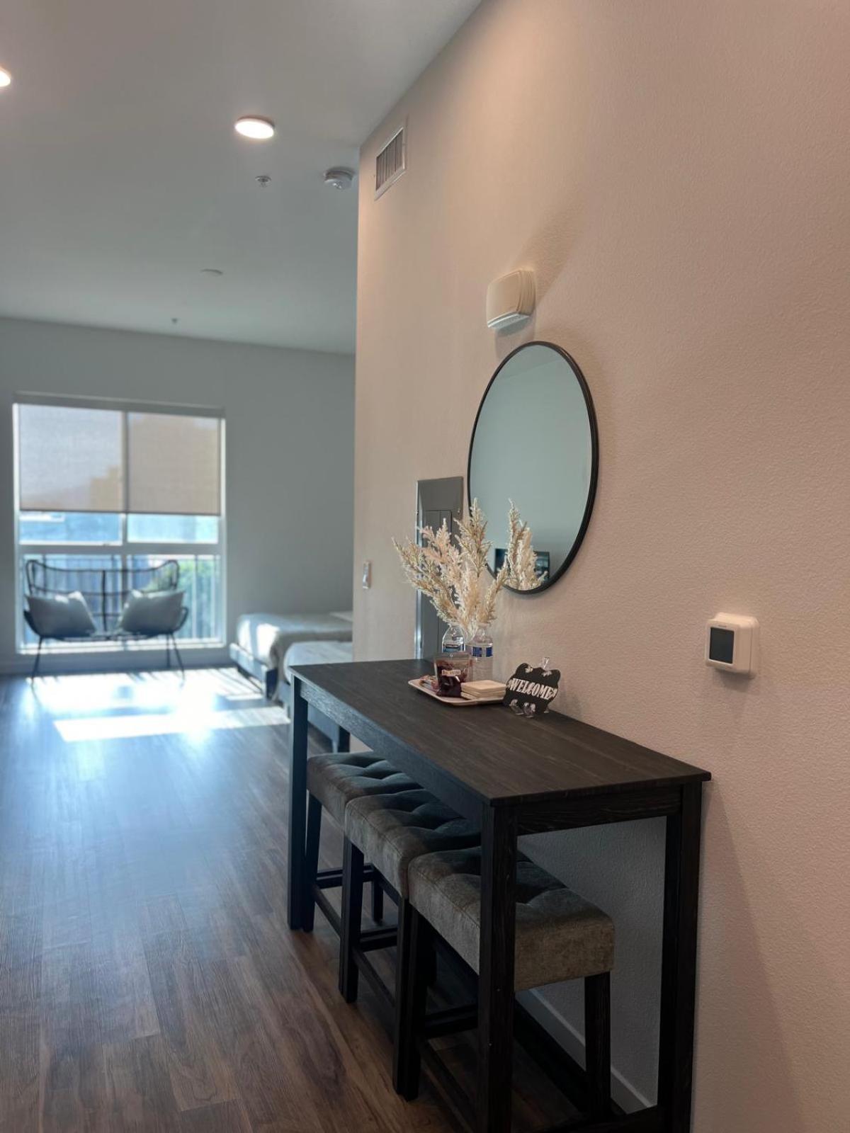 Apartment The Sunset Loft Free Parking Los Angeles